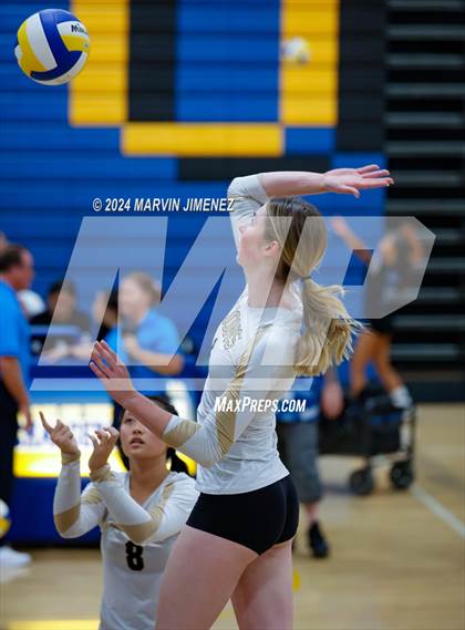 Thumbnail 2 in Oaks Christian @ Agoura photogallery.