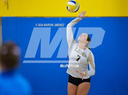 Thumbnail 3 in Oaks Christian @ Agoura photogallery.