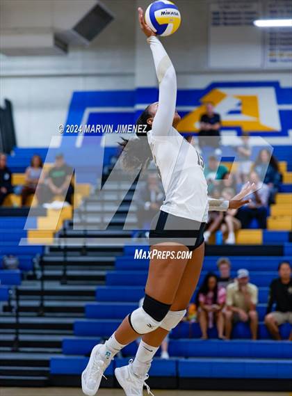 Thumbnail 2 in Oaks Christian @ Agoura photogallery.