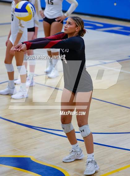 Thumbnail 2 in Oaks Christian @ Agoura photogallery.