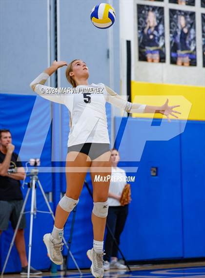 Thumbnail 2 in Oaks Christian @ Agoura photogallery.
