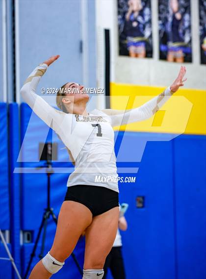 Thumbnail 3 in Oaks Christian @ Agoura photogallery.