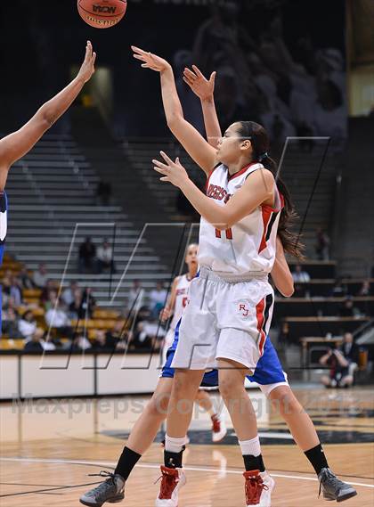 Thumbnail 1 in Regis Jesuit vs. Grandview (CHSAA 5A Semifinal) photogallery.