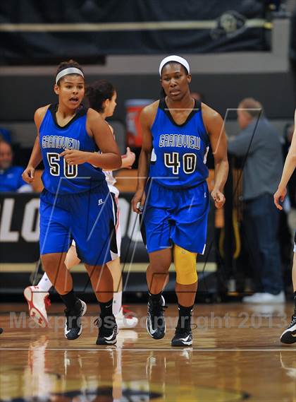 Thumbnail 2 in Regis Jesuit vs. Grandview (CHSAA 5A Semifinal) photogallery.