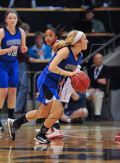 Thumbnail 2 in Regis Jesuit vs. Grandview (CHSAA 5A Semifinal) photogallery.