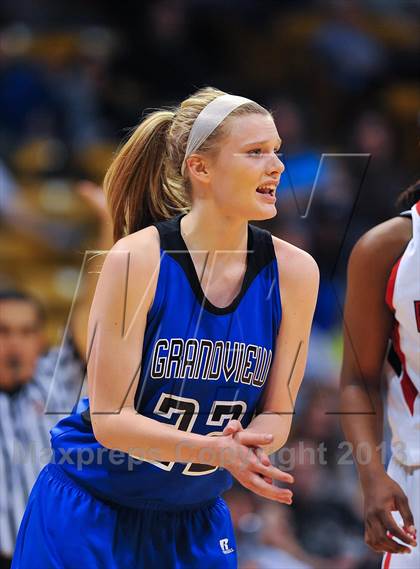 Thumbnail 2 in Regis Jesuit vs. Grandview (CHSAA 5A Semifinal) photogallery.