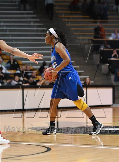 Thumbnail 2 in Regis Jesuit vs. Grandview (CHSAA 5A Semifinal) photogallery.