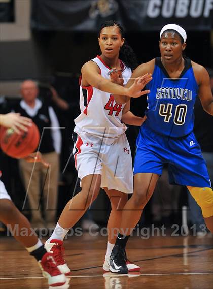 Thumbnail 2 in Regis Jesuit vs. Grandview (CHSAA 5A Semifinal) photogallery.