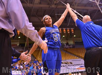 Thumbnail 3 in Regis Jesuit vs. Grandview (CHSAA 5A Semifinal) photogallery.