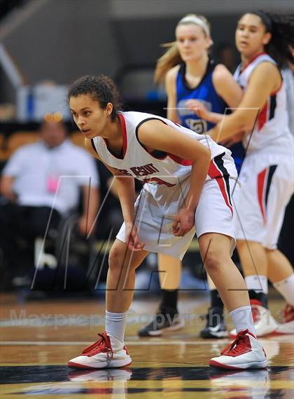 Thumbnail 3 in Regis Jesuit vs. Grandview (CHSAA 5A Semifinal) photogallery.