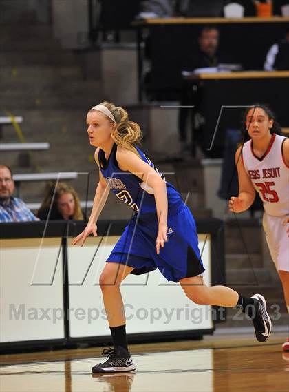 Thumbnail 3 in Regis Jesuit vs. Grandview (CHSAA 5A Semifinal) photogallery.