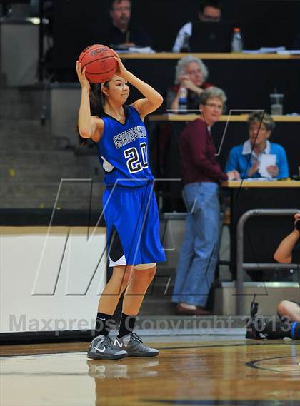 Thumbnail 2 in Regis Jesuit vs. Grandview (CHSAA 5A Semifinal) photogallery.