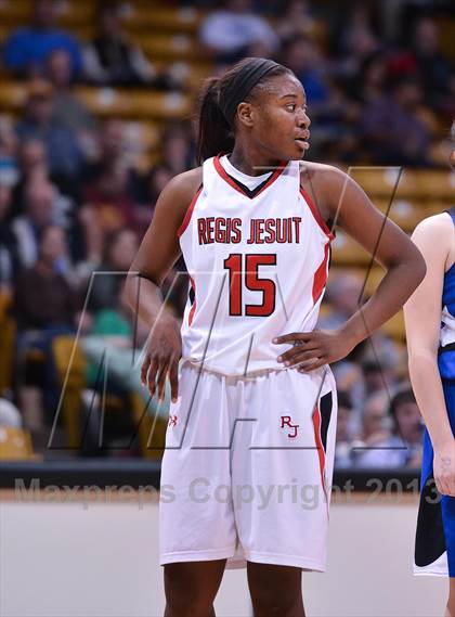 Thumbnail 1 in Regis Jesuit vs. Grandview (CHSAA 5A Semifinal) photogallery.