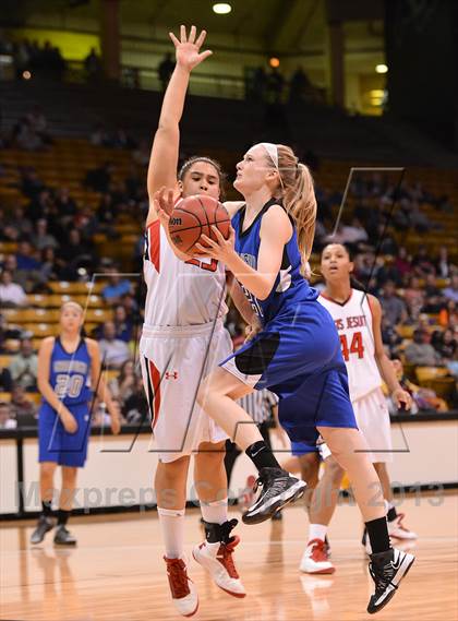 Thumbnail 2 in Regis Jesuit vs. Grandview (CHSAA 5A Semifinal) photogallery.