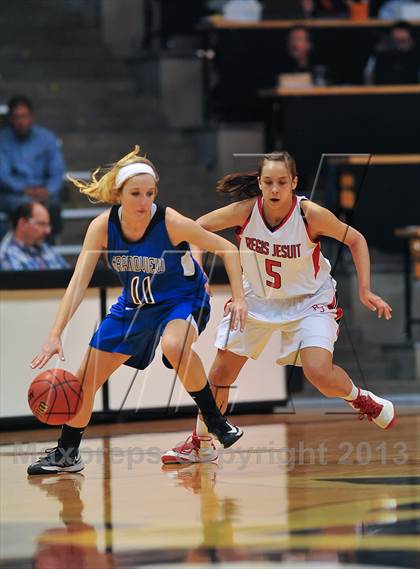 Thumbnail 3 in Regis Jesuit vs. Grandview (CHSAA 5A Semifinal) photogallery.