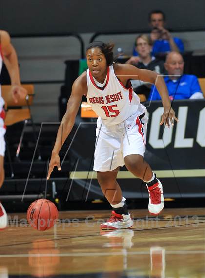 Thumbnail 3 in Regis Jesuit vs. Grandview (CHSAA 5A Semifinal) photogallery.
