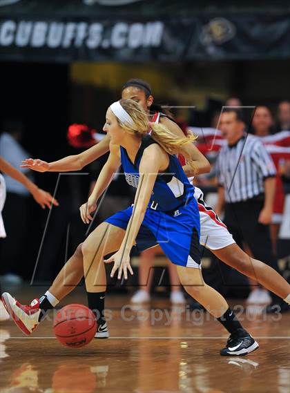 Thumbnail 3 in Regis Jesuit vs. Grandview (CHSAA 5A Semifinal) photogallery.