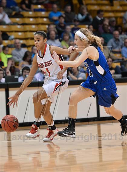 Thumbnail 3 in Regis Jesuit vs. Grandview (CHSAA 5A Semifinal) photogallery.