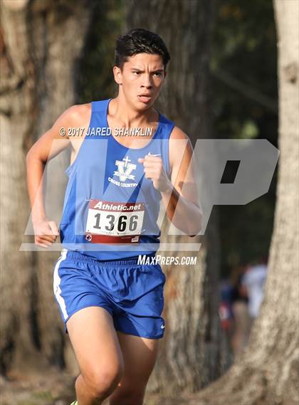 Thumbnail 1 in LHSAA District 7-4A District Meet photogallery.