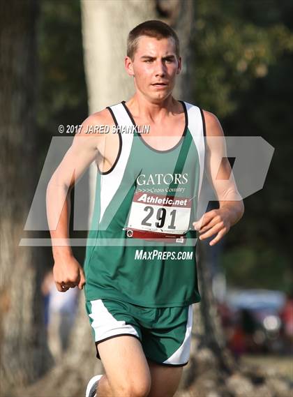 Thumbnail 2 in LHSAA District 7-4A District Meet photogallery.