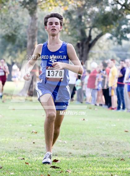 Thumbnail 1 in LHSAA District 7-4A District Meet photogallery.