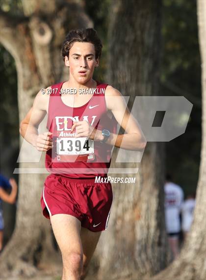 Thumbnail 1 in LHSAA District 7-4A District Meet photogallery.