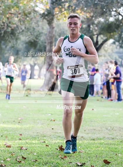 Thumbnail 3 in LHSAA District 7-4A District Meet photogallery.