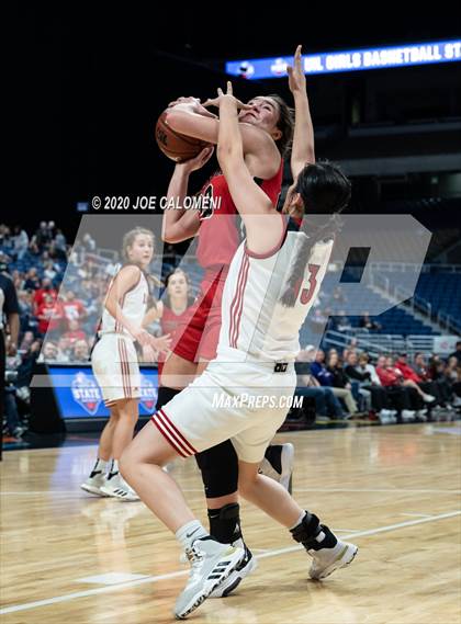 Thumbnail 1 in Gruver vs Muenster (UIL 2A Final) photogallery.