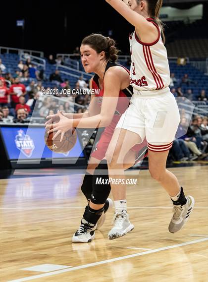 Thumbnail 3 in Gruver vs Muenster (UIL 2A Final) photogallery.