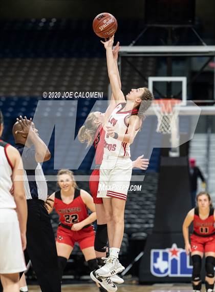 Thumbnail 2 in Gruver vs Muenster (UIL 2A Final) photogallery.