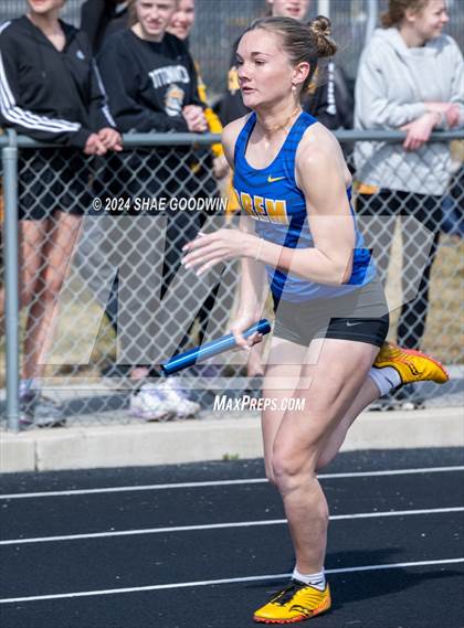 Thumbnail 1 in Early Bird Invitational (Running Events Day 1) photogallery.