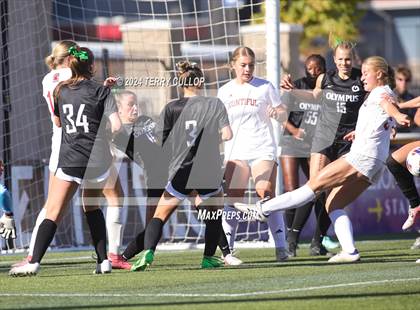 Thumbnail 3 in Bountiful vs. Olympus (UHSAA 5A Semifinal) photogallery.