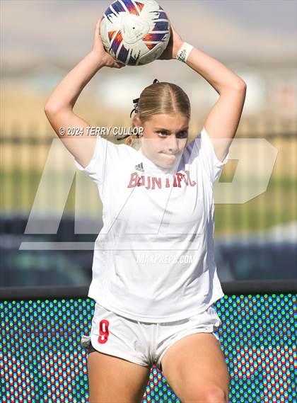 Thumbnail 3 in Bountiful vs. Olympus (UHSAA 5A Semifinal) photogallery.