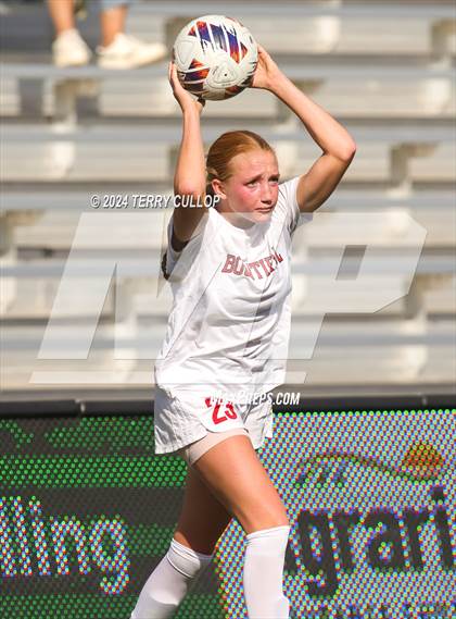 Thumbnail 1 in Bountiful vs. Olympus (UHSAA 5A Semifinal) photogallery.