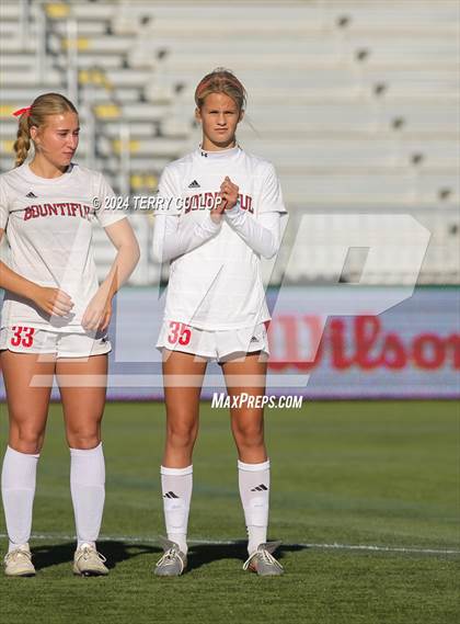Thumbnail 1 in Bountiful vs. Olympus (UHSAA 5A Semifinal) photogallery.