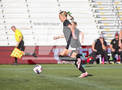 Thumbnail 2 in Bountiful vs. Olympus (UHSAA 5A Semifinal) photogallery.