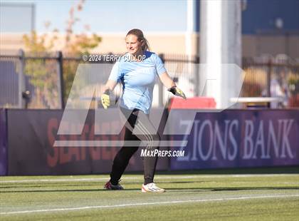 Thumbnail 1 in Bountiful vs. Olympus (UHSAA 5A Semifinal) photogallery.