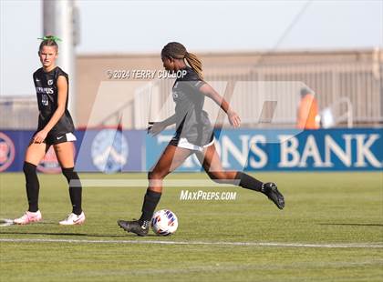 Thumbnail 2 in Bountiful vs. Olympus (UHSAA 5A Semifinal) photogallery.