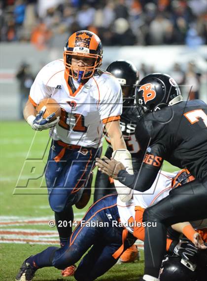 Thumbnail 3 in Wallace-Rose Hill vs. Starmount (NCHSAA 1AA Final) photogallery.