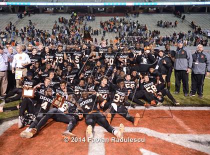 Thumbnail 2 in Wallace-Rose Hill vs. Starmount (NCHSAA 1AA Final) photogallery.