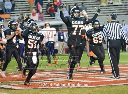 Thumbnail 2 in Wallace-Rose Hill vs. Starmount (NCHSAA 1AA Final) photogallery.
