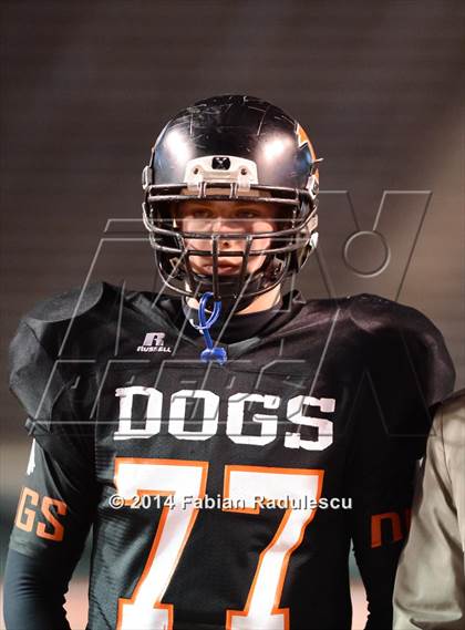 Thumbnail 2 in Wallace-Rose Hill vs. Starmount (NCHSAA 1AA Final) photogallery.