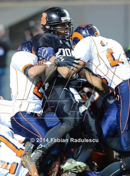 Thumbnail 2 in Wallace-Rose Hill vs. Starmount (NCHSAA 1AA Final) photogallery.
