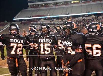 Thumbnail 2 in Wallace-Rose Hill vs. Starmount (NCHSAA 1AA Final) photogallery.