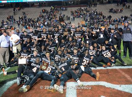 Thumbnail 3 in Wallace-Rose Hill vs. Starmount (NCHSAA 1AA Final) photogallery.
