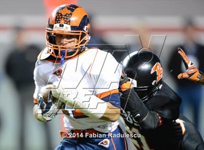 Thumbnail 1 in Wallace-Rose Hill vs. Starmount (NCHSAA 1AA Final) photogallery.