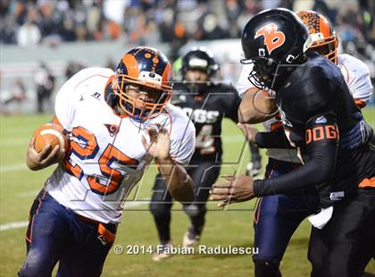 Thumbnail 2 in Wallace-Rose Hill vs. Starmount (NCHSAA 1AA Final) photogallery.