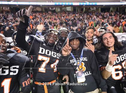 Thumbnail 3 in Wallace-Rose Hill vs. Starmount (NCHSAA 1AA Final) photogallery.