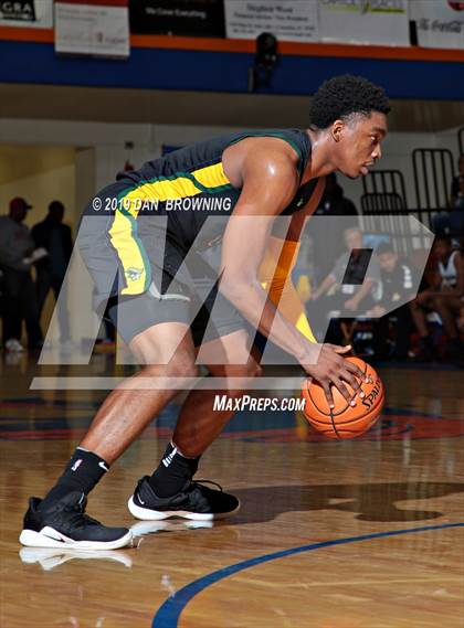 Thumbnail 3 in Salesian College Preparatory vs. Independence (Chick-Fil-A Classic) photogallery.