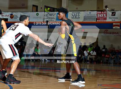 Thumbnail 3 in Salesian College Preparatory vs. Independence (Chick-Fil-A Classic) photogallery.